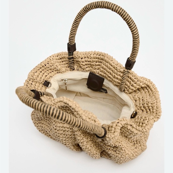 SOLD Zara Woven Basket Bag Crossbody Tan Raffia Easter Spring Vacation Beach - Picture 3 of 15